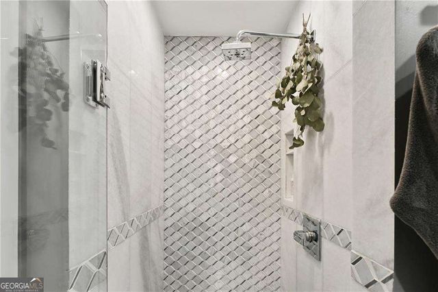 2067 Fairhaven Circle NE, Atlanta, GA 30305