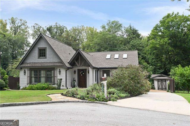 2067 Fairhaven Circle NE, Atlanta, GA 30305