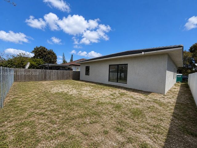 22464 SW 109th Psge, Miami, FL 33170