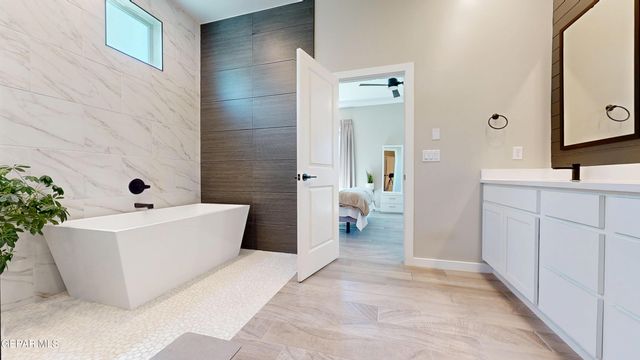12848 Prestbury Avenue, El Paso, TX 79928