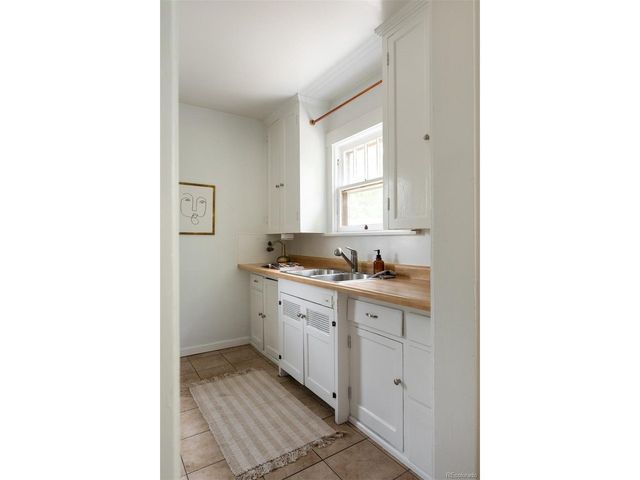 3416 Newton St, Denver, CO 80211