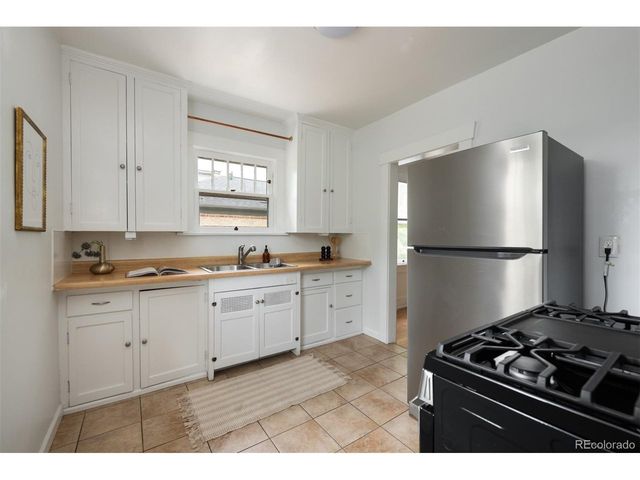 3416 Newton St, Denver, CO 80211