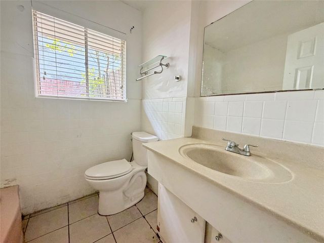 7915 Leader Street, Houston, TX 77036
