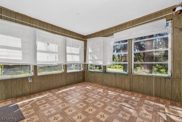 109 Lilac Dr, Clinton Twp., NJ 08801