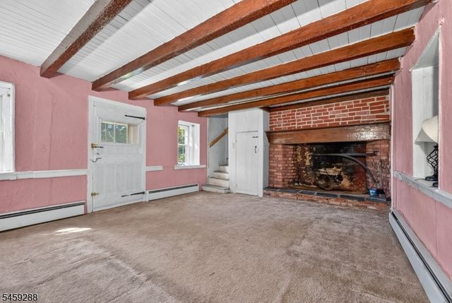 109 Lilac Dr, Clinton Twp., NJ 08801