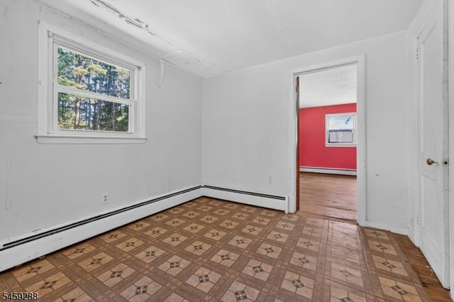 109 Lilac Dr, Clinton Twp., NJ 08801