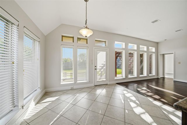 13902 Lost Creek Drive, Pearland, TX 77584