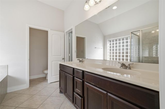 13902 Lost Creek Drive, Pearland, TX 77584