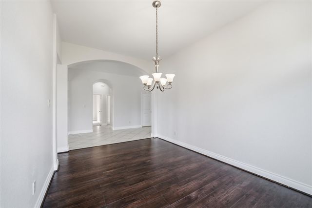 13902 Lost Creek Drive, Pearland, TX 77584