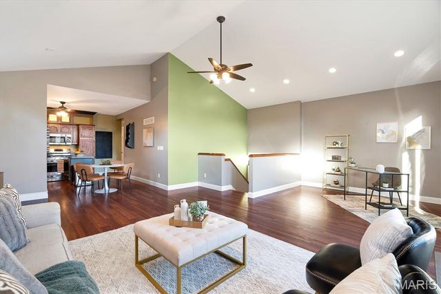 4948 Nagel Avenue, St Louis, MO 63109
