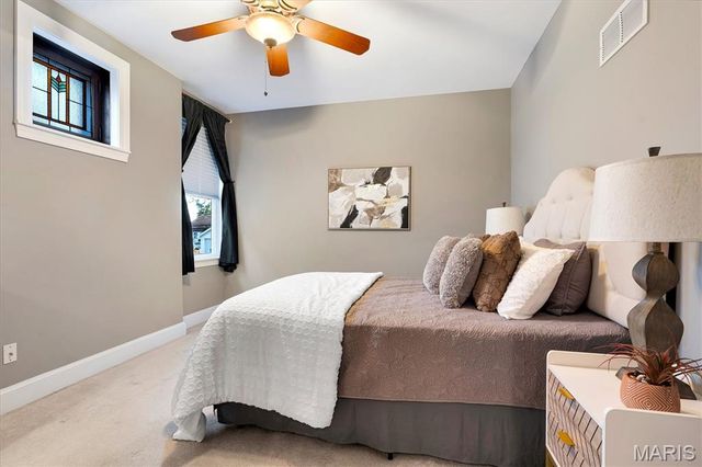 4948 Nagel Avenue, St Louis, MO 63109