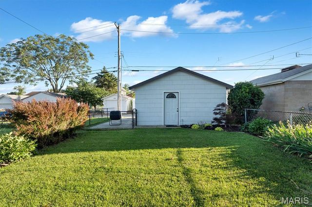 4948 Nagel Avenue, St Louis, MO 63109
