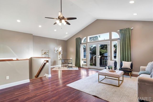4948 Nagel Avenue, St Louis, MO 63109