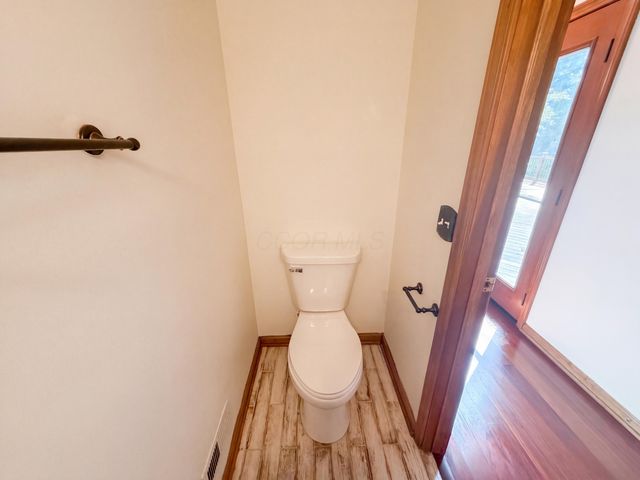 6255 Spinnaker Drive, Lewis Center, OH 43035