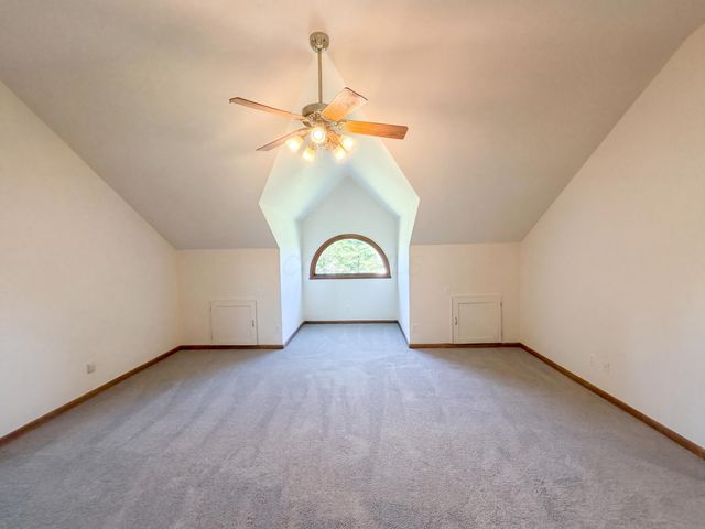 6255 Spinnaker Drive, Lewis Center, OH 43035
