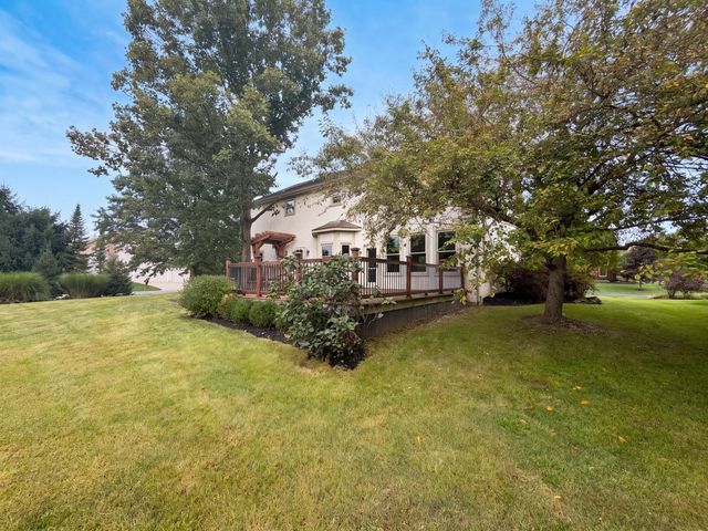 6255 Spinnaker Drive, Lewis Center, OH 43035