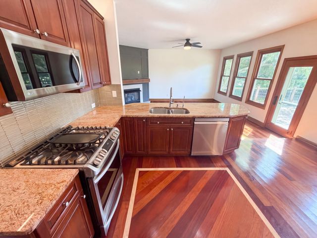 6255 Spinnaker Drive, Lewis Center, OH 43035