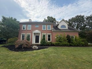 6255 Spinnaker Drive, Lewis Center, OH 43035