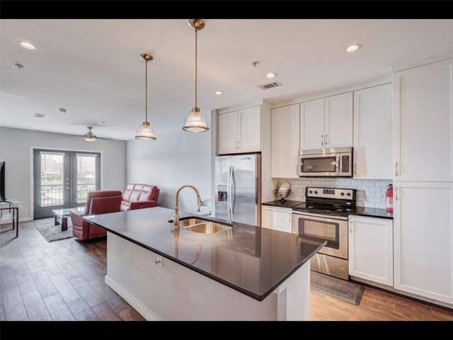 5609 Smu Boulevard 409, Dallas, TX 75206