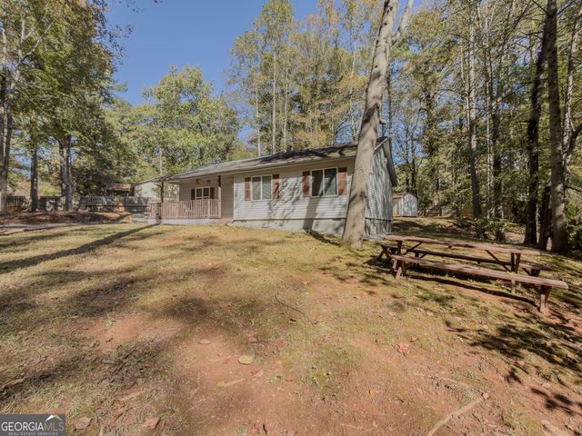 580 Pineland Circle SW, Mableton, GA 30126