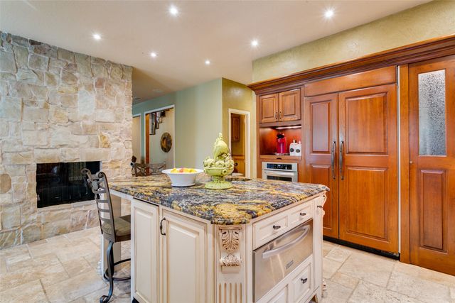 102 Sunday Haus Lane, Highland Village, TX 75077