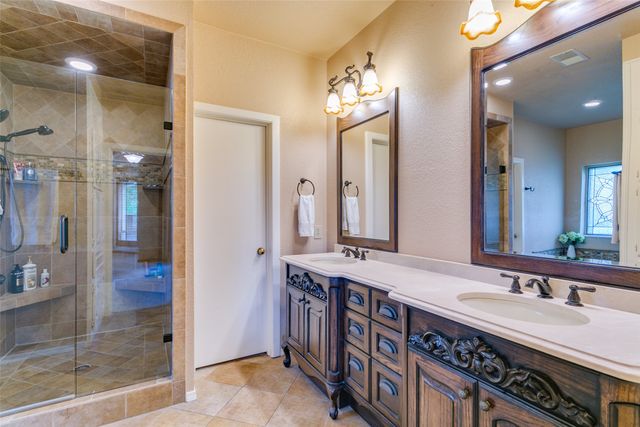 102 Sunday Haus Lane, Highland Village, TX 75077