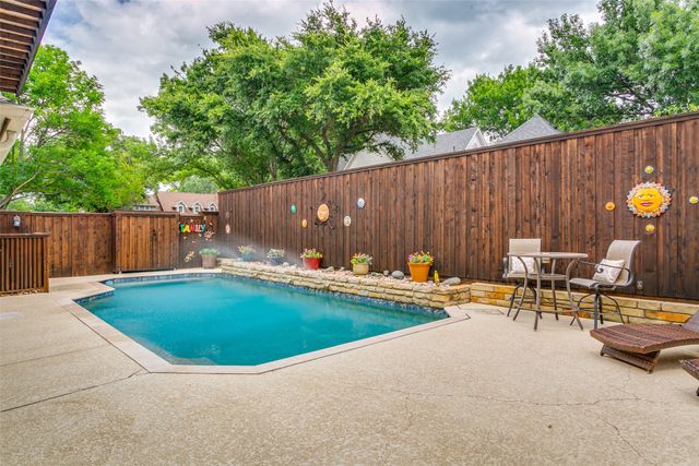 102 Sunday Haus Lane, Highland Village, TX 75077