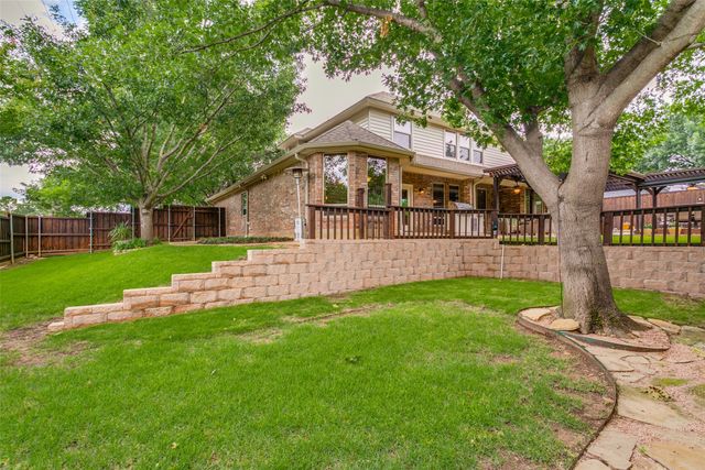 102 Sunday Haus Lane, Highland Village, TX 75077