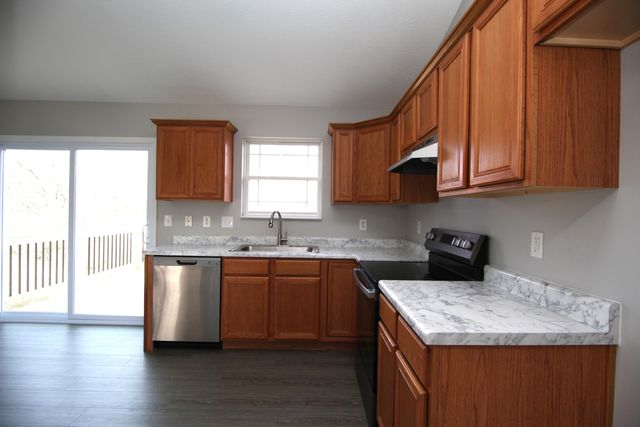 1604 Raintree Court, Elsmere, KY 41018