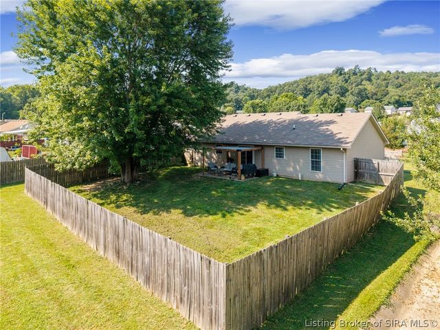 114 Stark Drive, Borden, IN 47106