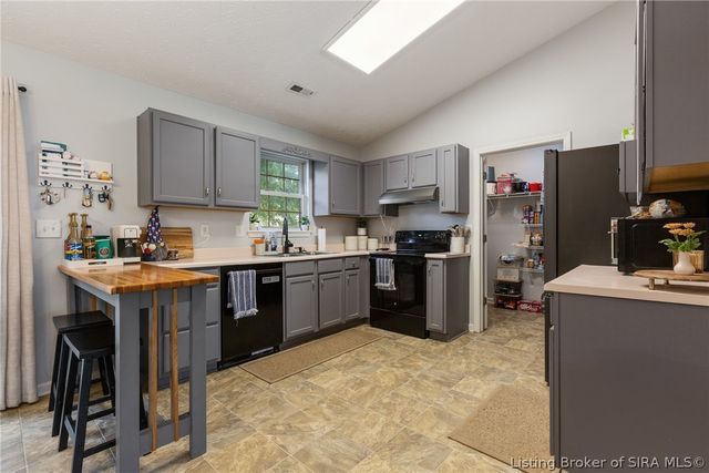 114 Stark Drive, Borden, IN 47106