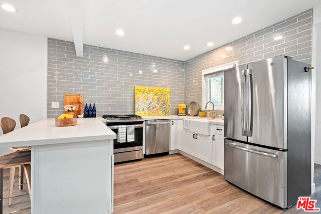 3108 Laurel Avenue A, Manhattan Beach, CA 90266