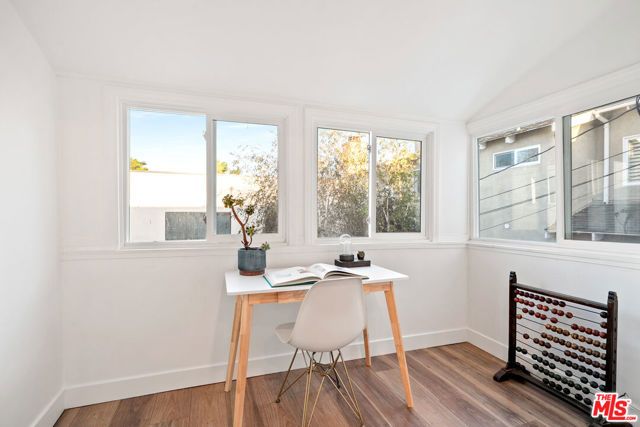 3108 Laurel Avenue A, Manhattan Beach, CA 90266
