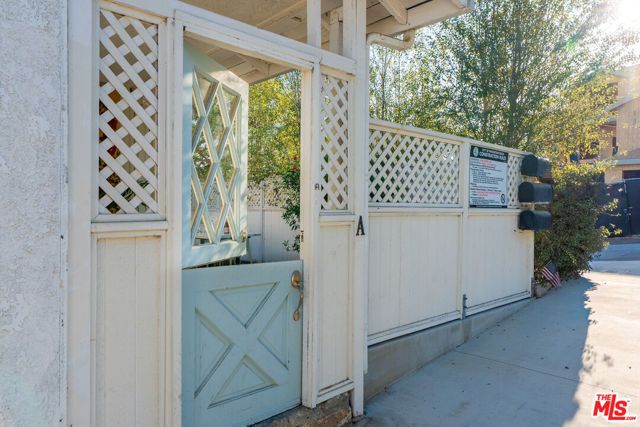 3108 Laurel Avenue A, Manhattan Beach, CA 90266