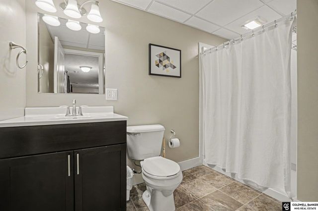 7507 S 189th Street, Omaha, NE 68136