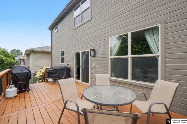 7507 S 189th Street, Omaha, NE 68136
