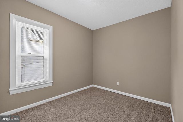 2463 S QUEEN ST, York, PA 17402