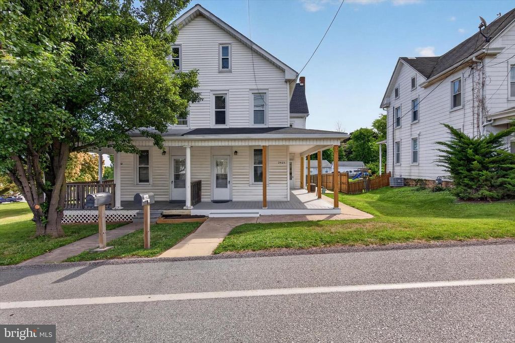 2463 S QUEEN ST, York, PA 17402