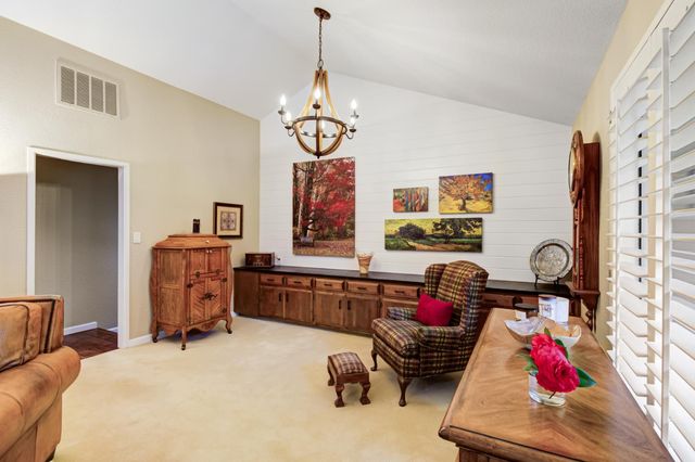 3305 Inverness Ct, Sacramento, CA 95821