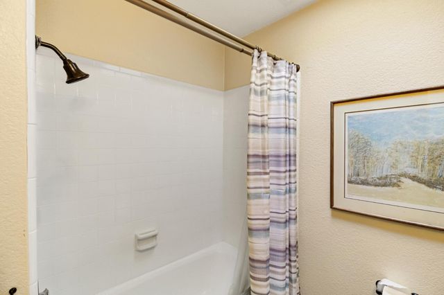 3305 Inverness Ct, Sacramento, CA 95821