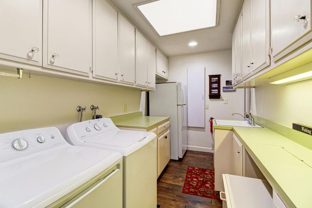 3305 Inverness Ct, Sacramento, CA 95821