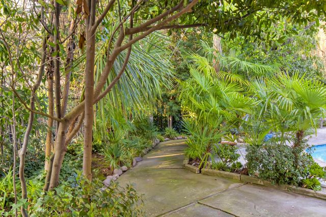 3305 Inverness Ct, Sacramento, CA 95821