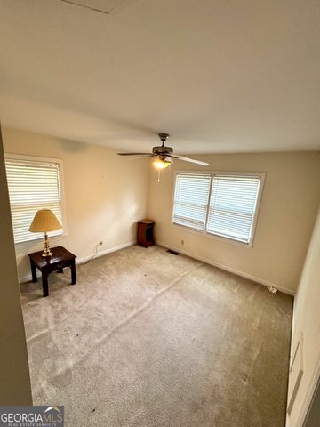 17 Deforest Avenue, Trion, GA 30753