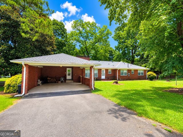 17 Deforest Avenue, Trion, GA 30753