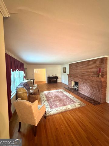 17 Deforest Avenue, Trion, GA 30753