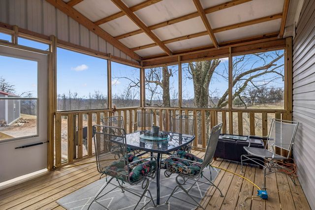 470 James Whitefield Rd, Bethpage, TN 37022