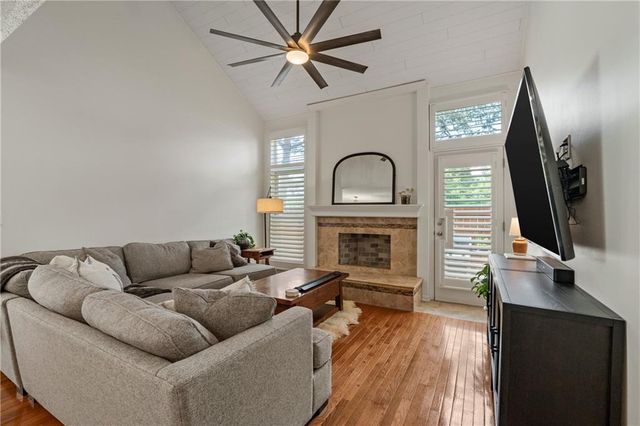 12595 Broadmoor Street, Overland Park, KS 66209