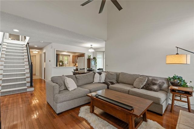 12595 Broadmoor Street, Overland Park, KS 66209