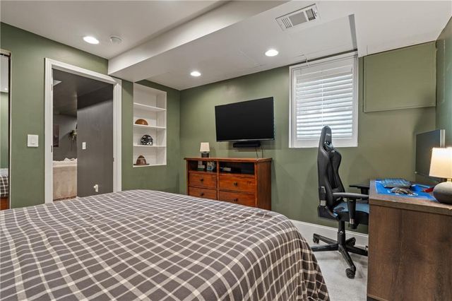12595 Broadmoor Street, Overland Park, KS 66209