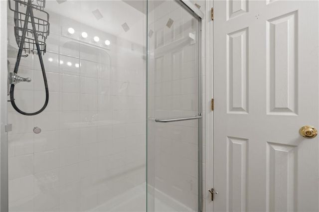 12595 Broadmoor Street, Overland Park, KS 66209